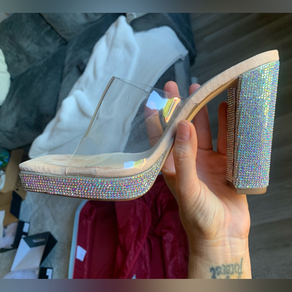 Party Heels - Picture 3 of 14